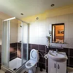 Osrodek Wypoczynkowy Bernadetta 3*