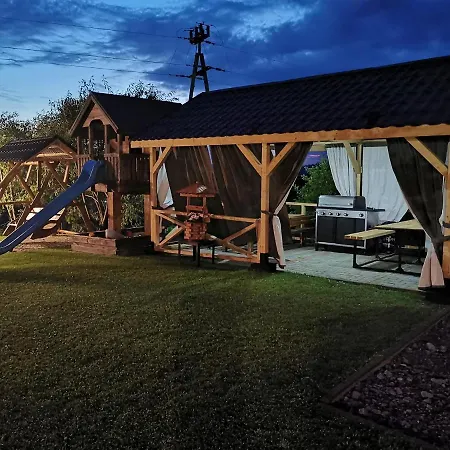 Osrodek Wypoczynkowy Bernadetta 3* מורזאסיחלה