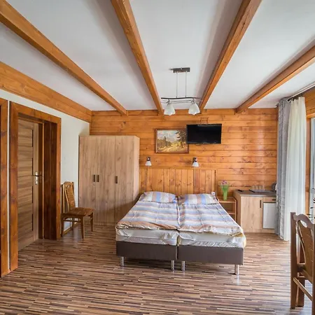 贝尔纳黛特度假酒店 穆扎希赫尔