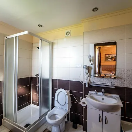Osrodek Wypoczynkowy Bernadetta 3*