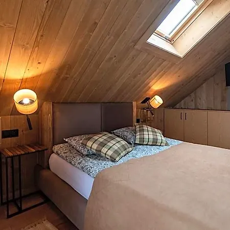 Osrodek Wypoczynkowy Bernadetta 3*